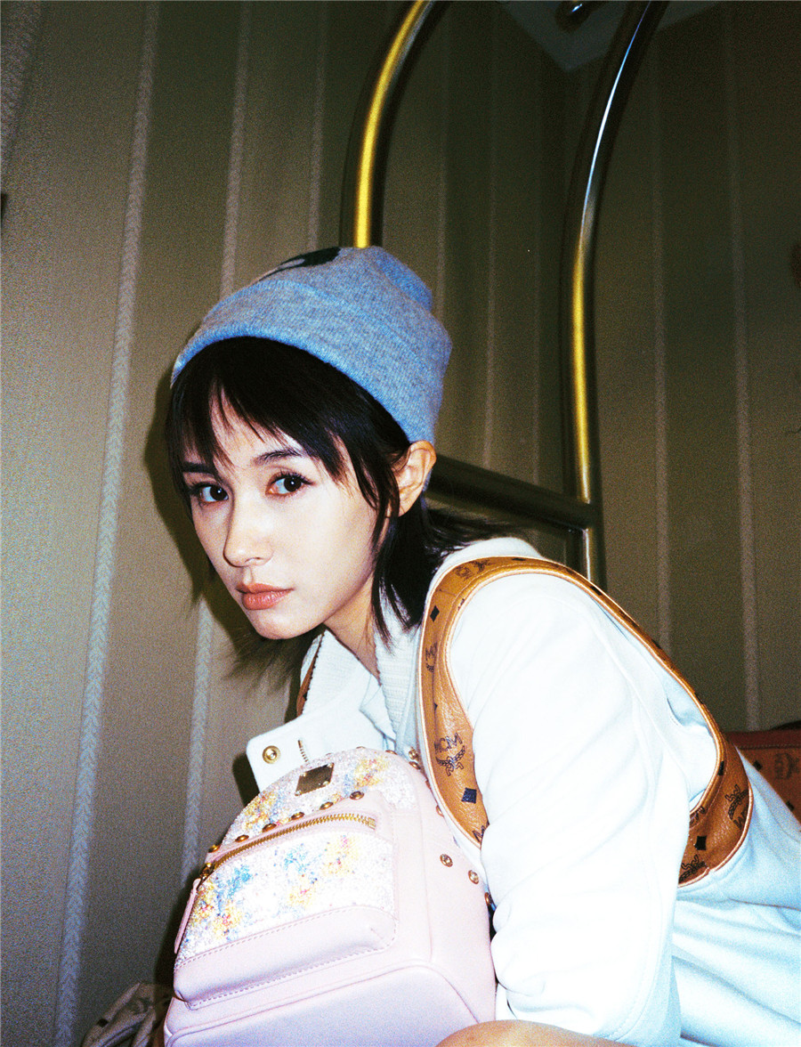 圖片默認標題_fororder_王子文個性百遍造型12