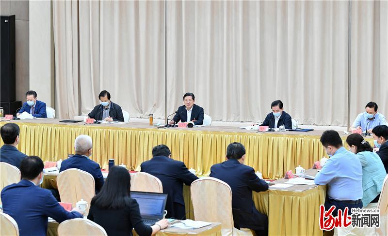 河北省代表团审议全国人大常委会工作报告