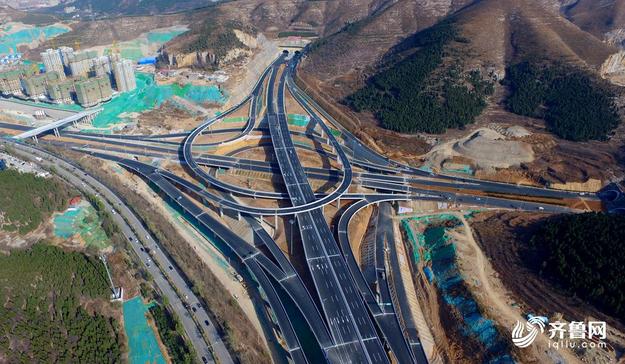 【齐鲁大地-文字列表】通车在即!燕山立交10分钟到南绕城 【齐鲁大地-文字列表】通车在即!燕山立交10分钟到南绕城