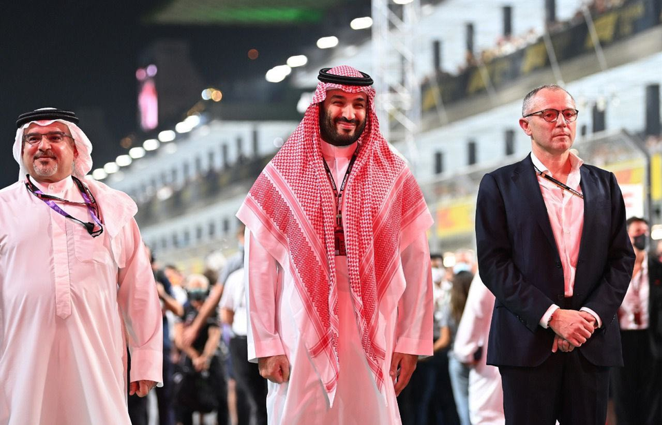 中东面面观丨F1大奖赛首次落户沙特 石油王国为何对汽车产业如此上心？