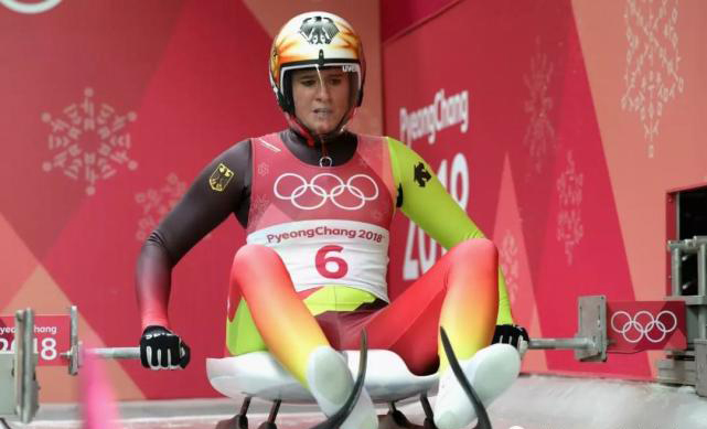 Sled, larong kinakailangan ang pag-upo at paghiga_fororder_20211202Sled1600