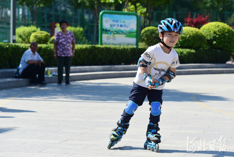 河北石家庄：设施升级 休闲健身更时尚