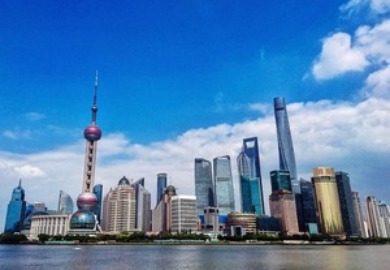 中国宣布升级开放举措 引领打造高质量世界经济_fororder_CqgNOl0WKguATzvlAAAAAAAAAAA512.960x720.300x225