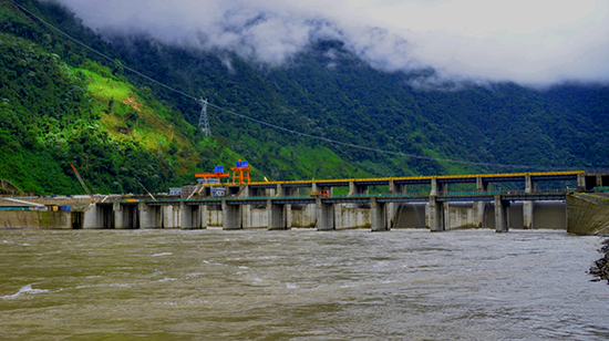 中國電建南美首個(gè)水電項(xiàng)目首批機(jī)組投產(chǎn)發(fā)電