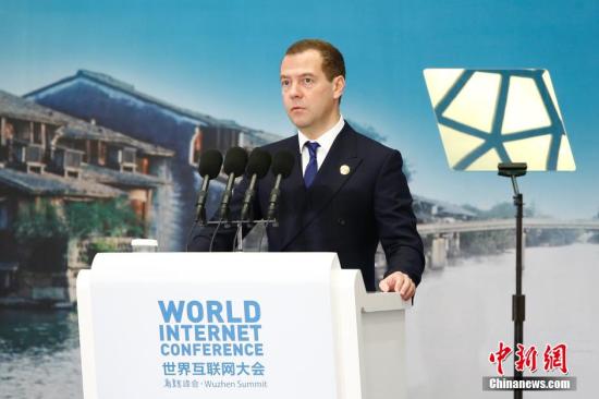 俄公佈總統總理年收入:約13萬美元 有車有房