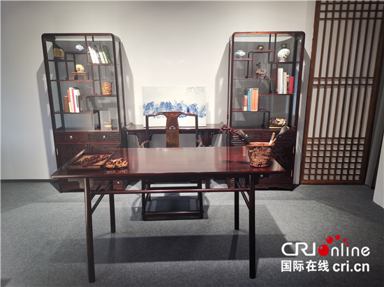 （B 文體列表 三吳大地蘇州 移動版）宋衛東紅木傢具藝術展在蘇州博物館開幕