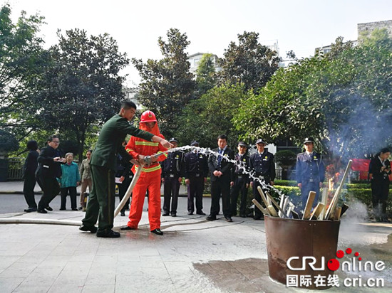 已过审【法制安全】两江新区消防培训进小区 提升物业安全管理水平