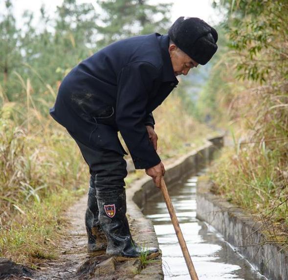 【中國夢實踐者】黃大發：一生只為一清渠 渠成再開致富路