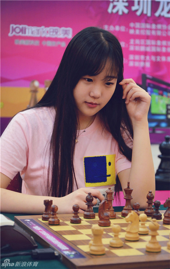 智慧与美丽之国象美少女袁烨16岁清新可爱