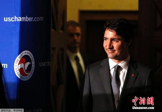 有顏有實力：加拿大總理變身教師 答量子力學問題