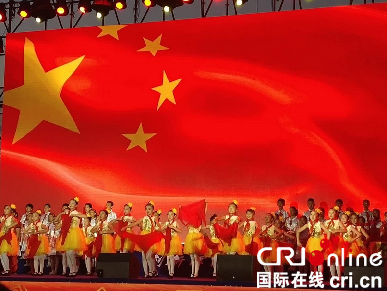 讴歌共产党 沈阳浑南区用文艺汇演向新中国成立70周年献礼