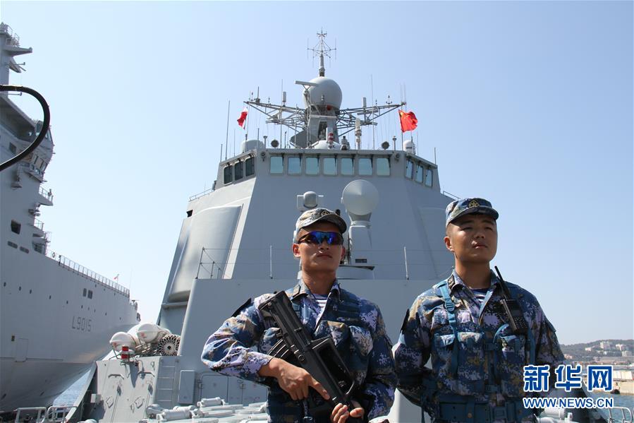 中国海军军舰到访法国土伦军港
