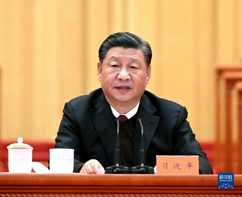 Rais Xi Jinping wa China asisitiza kujiamini kiutamaduni kwenye mkutano mkuu wa wasanii na waandishi_fororder_1128163646_16394942815661n
