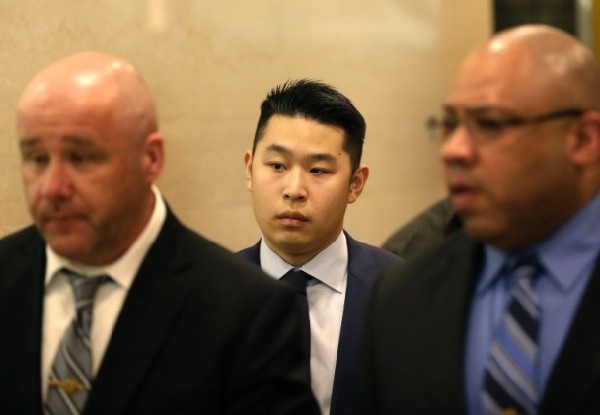 紐約華裔警察誤殺黑人案 獲判緩刑無需坐牢