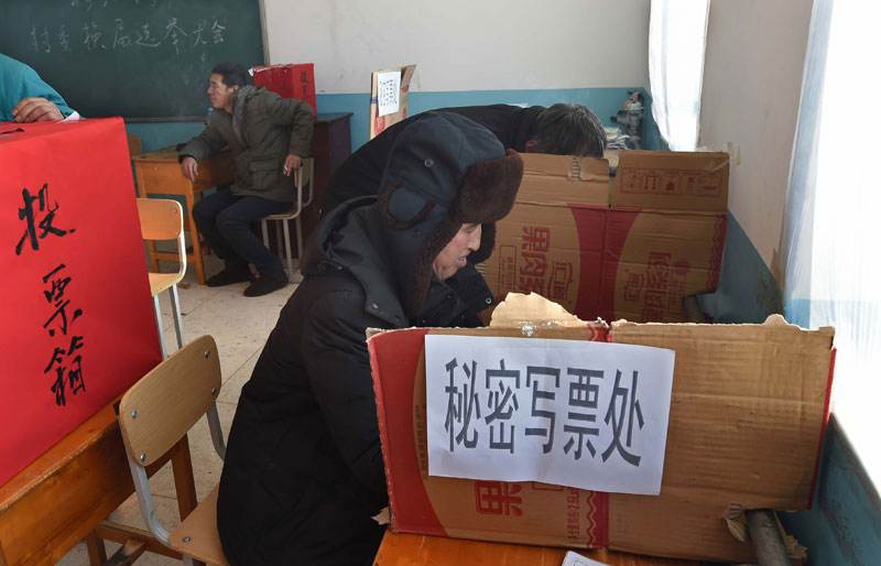 Taron Demokiradiyar da Amurka ta kira munafarci ne kawai_fororder_211222世界21048-hoto3