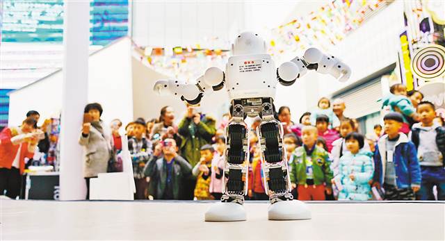 【文化 标题摘要】国内首部机器人演的儿童剧来了