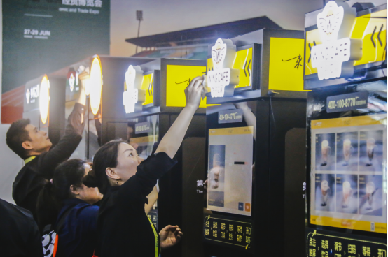 中非博覽會咖啡之翼小分隊，贏得非洲人民“國際點讚”