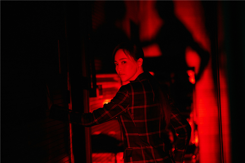 唐嫣母校分享演艺经历 称成功要脚踏实地