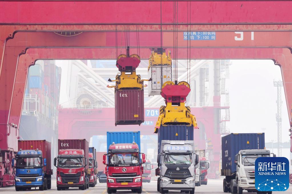 山东港口集团2021年货物吞吐量突破15亿吨