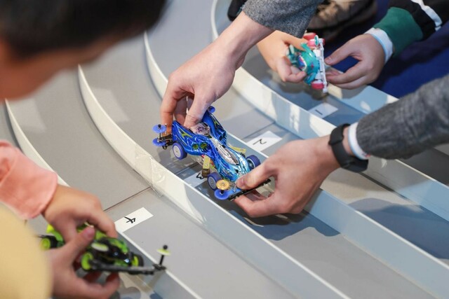 四驱车大赛热血回归 8090后玩家携家人齐聚BAPOBABO！