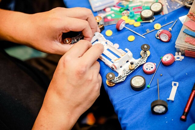 四驱车大赛热血回归 8090后玩家携家人齐聚BAPOBABO！