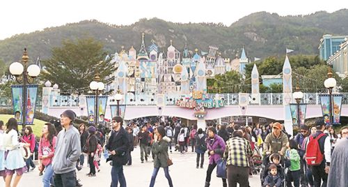 香港迪士尼乐园吸客推优惠 港人可半价住酒店