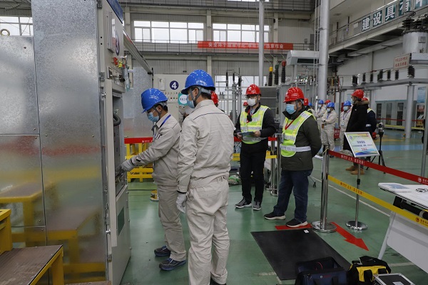 以赛促学练本领 宁夏电力从业人员大展技艺风采_fororder_图片1