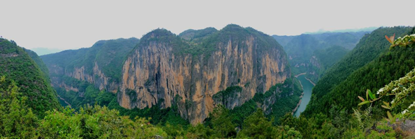 【原创】重庆巫山：筑牢绿水青山本底 护好巫山蓝天颜值_fororder_图片1