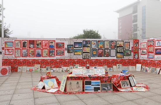 麻阳苗族自治县锦江中学第二届书画展活动成功举办