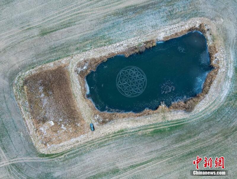 Yadda aka zana Flower of Life a kan kankara_fororder_9c2923aeb9f04ed38cc936c6a0699b15