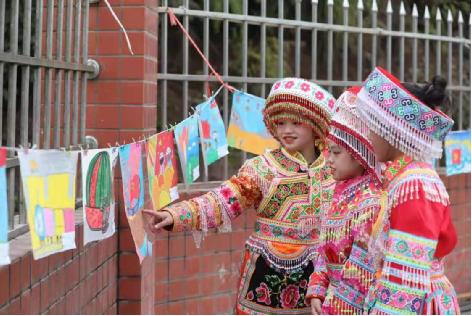 （转载）宜宾市珙县传承非遗文化 原创芦笙舞课间操掀起最炫民族风