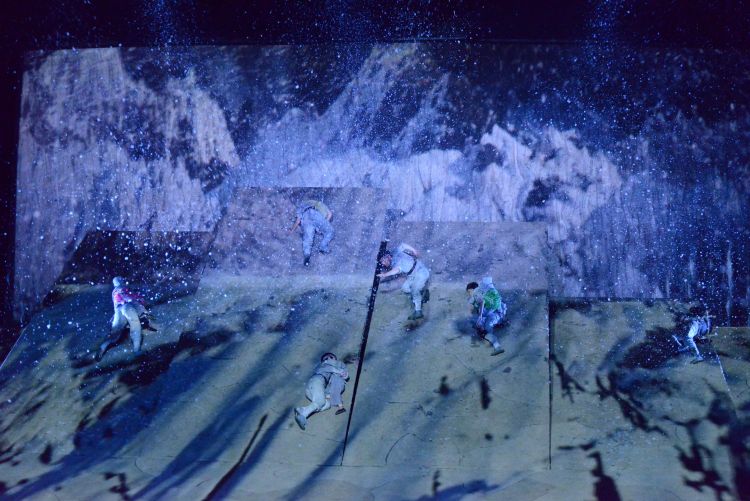 “壮丽70年·见证新陕西”中外记者走进延安 探索红色文化密码