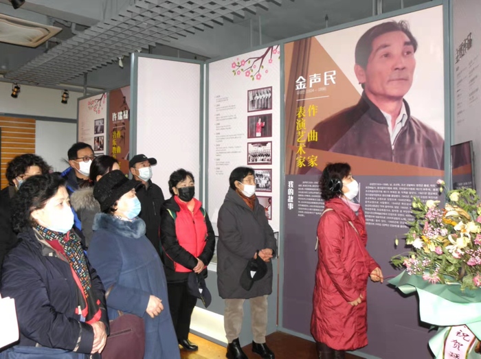 [청취자 내신] 연변 로간부대학 성악반 사생들 중국조선족명인전 참관_fororder_799b759fec94956e29fa9dc17a4ac02