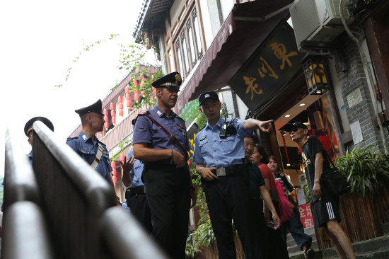 【CRI專稿 列表】中意警察在重慶沙坪壩區開展聯合巡邏