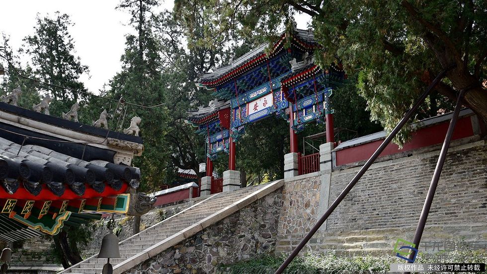 北京:千年香山寺试开放 北京:千年香山寺试开放