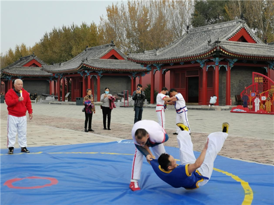 Shenyang North Market Wrestling, Nicknamed "Martial Crosstalk"_fororder_图片4
