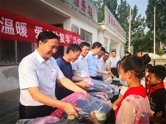 【银行-文字列表】 郑州银行濮阳分行赴台前县助力脱贫攻坚