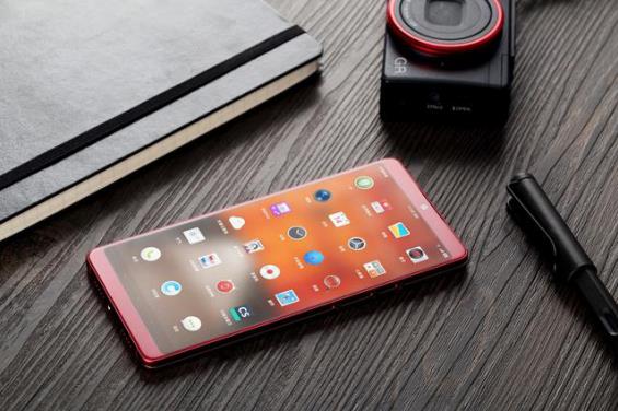 坚果Pro 2完美适配iPhone贴膜