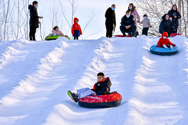 高平市“迎冬奧·臥龍灣冰雪歡樂季”啟動