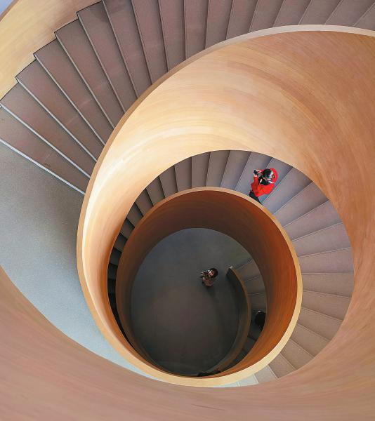 （中首）成都美学新地标 让建筑和艺术作品对话