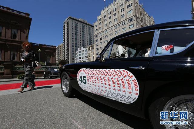 美国加州老爷车千英里行行前亮相