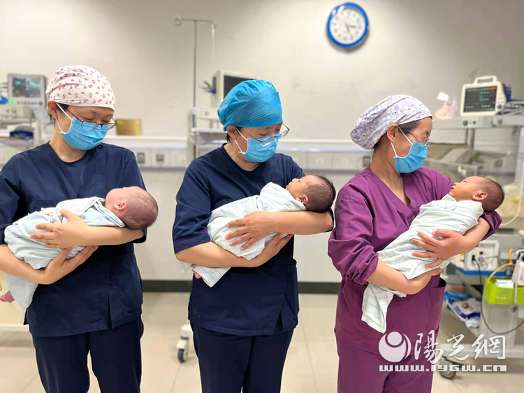 （轉載）西安兒童醫院醫護人員當起小患兒臨時“爸媽”