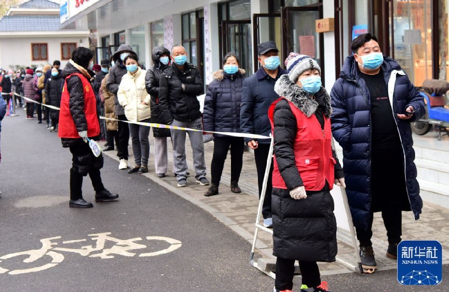 和病毒赛跑：郑州抗疫一线的坚守
