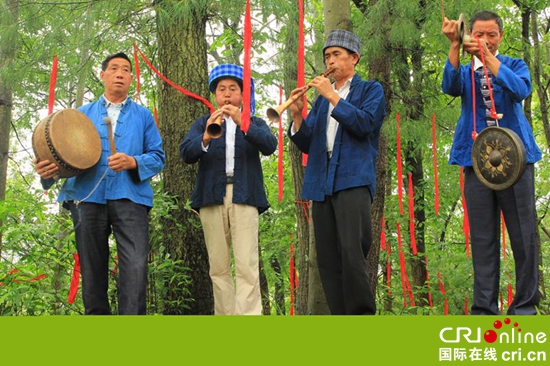第十四屆涼都·月亮河“六月六”布依風情節在貴州六枝特區舉行