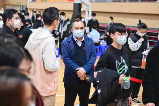 广州新华学院顺利开展东莞校区新冠疫苗加强针接种工作