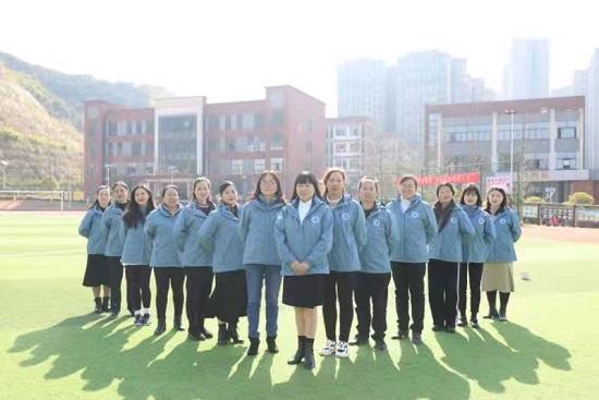 洒下菊香 一路芬芳——会同县城北学校的教育“逐梦人”