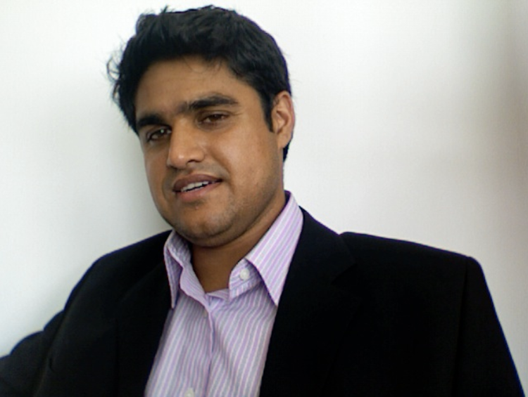 南非执政党非国大的青年联盟西开普省主席哈立德·赛义德在接受采访