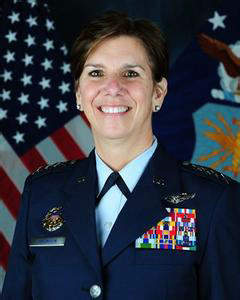 美军女上将跻身美国最高军职 成首位战区女司令