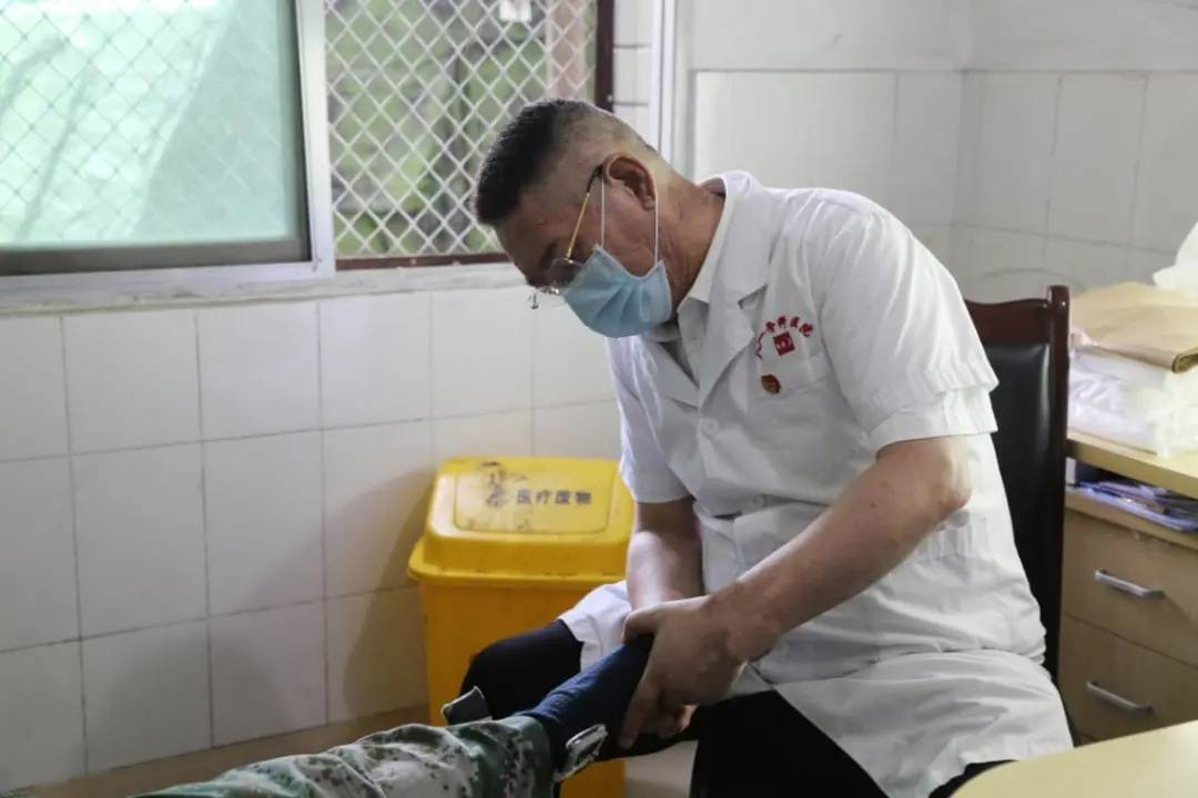 （转载）第四届四川省十大名中医候选人集中亮相！首期认识这7位