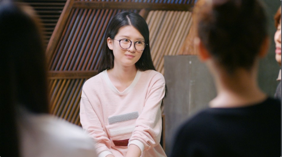 乔欣《欢乐颂》曝剧照 软萌少女成长记